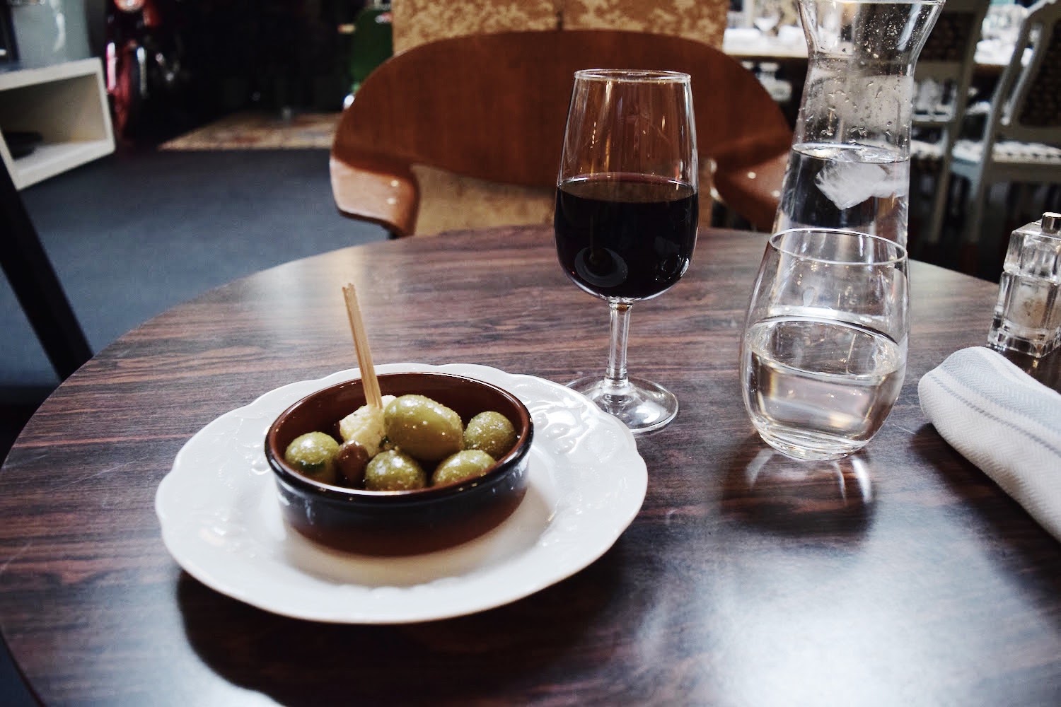 Derrière Restaurant Olives and Wine