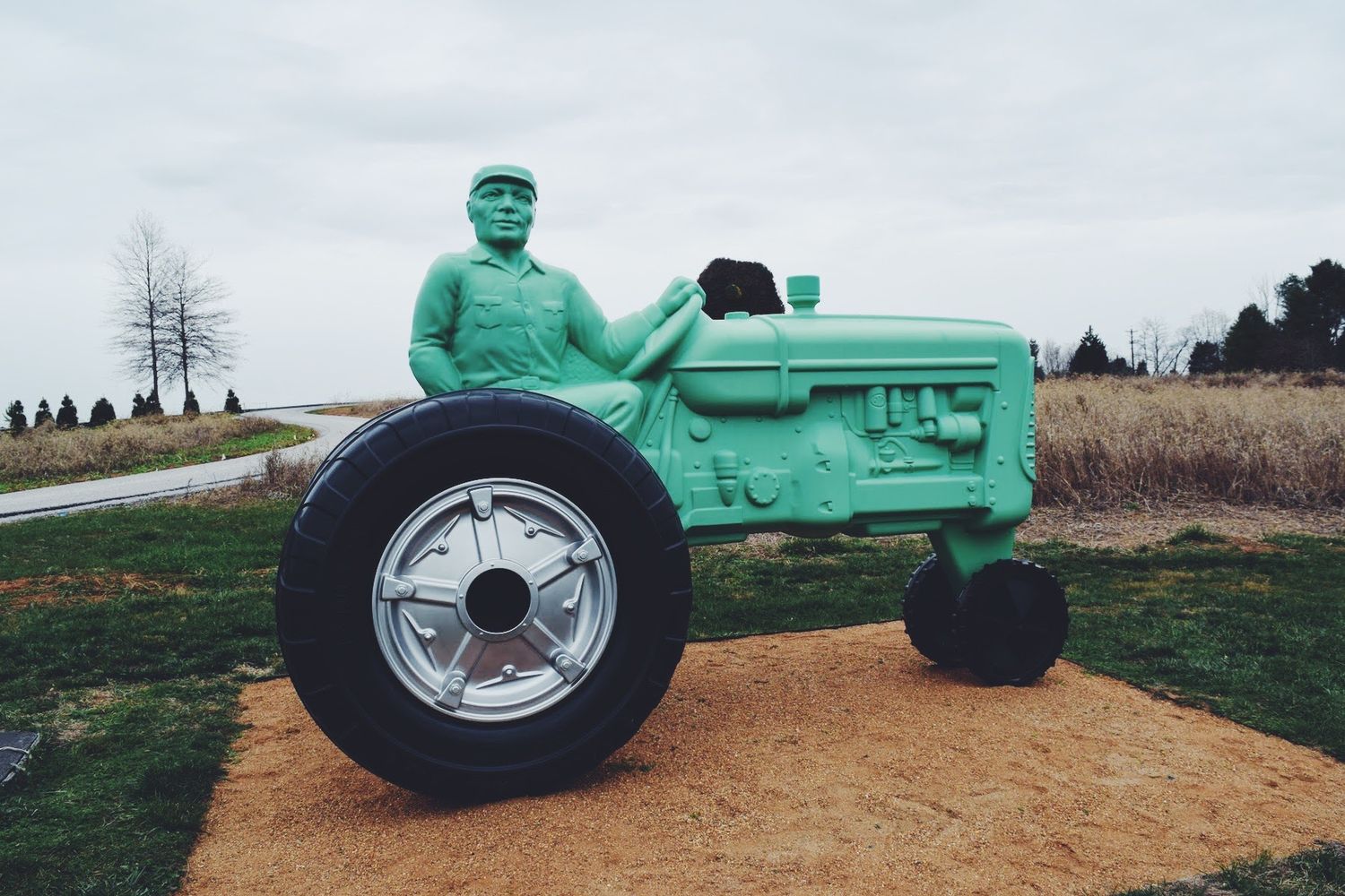 Charles Ray, Father Figure, at Glenstone