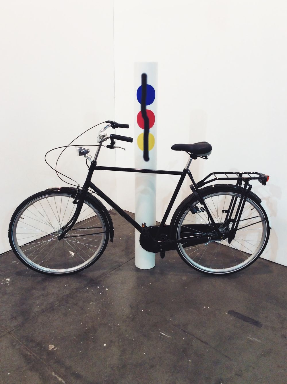 Mathieu Mercier, Untitled (Bike/primary aerosol), 2012