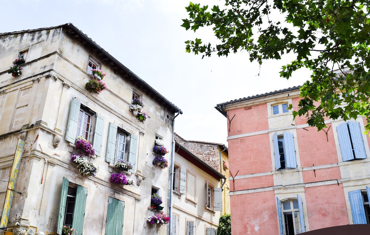 Things to do in Arles: Place du Forum