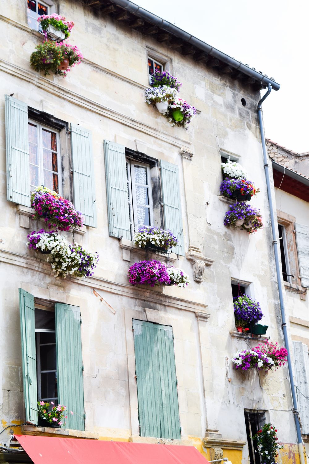 Arles Place du Forum