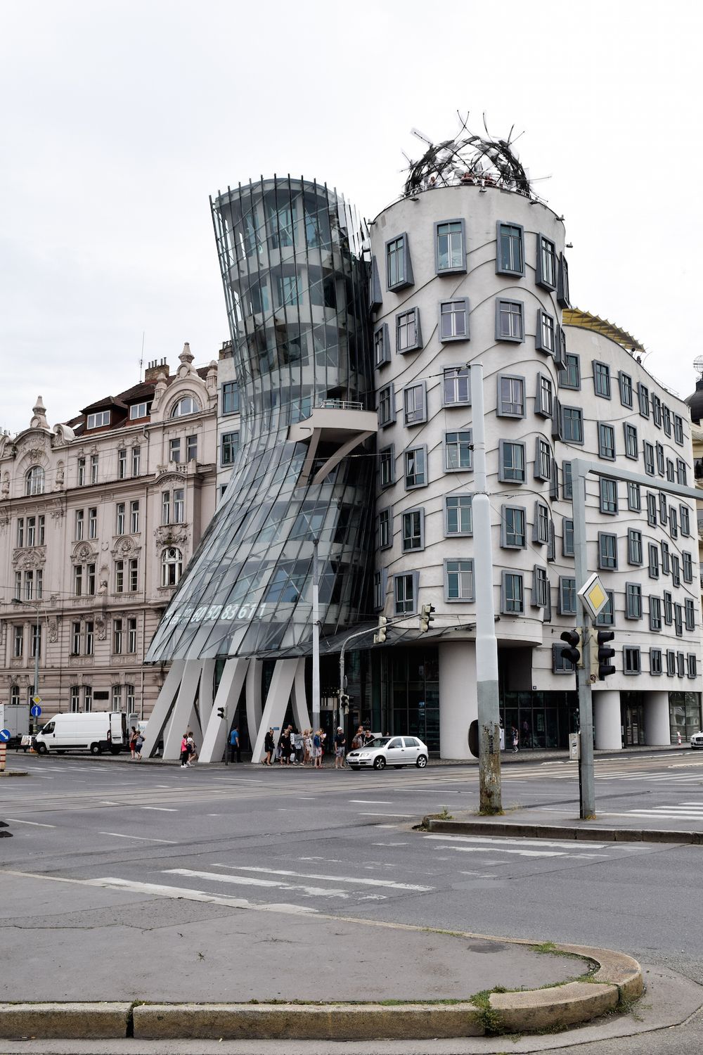 The Dancing House, Prague