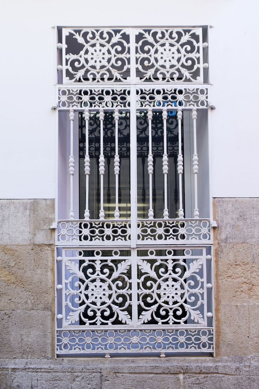 Alicante Door