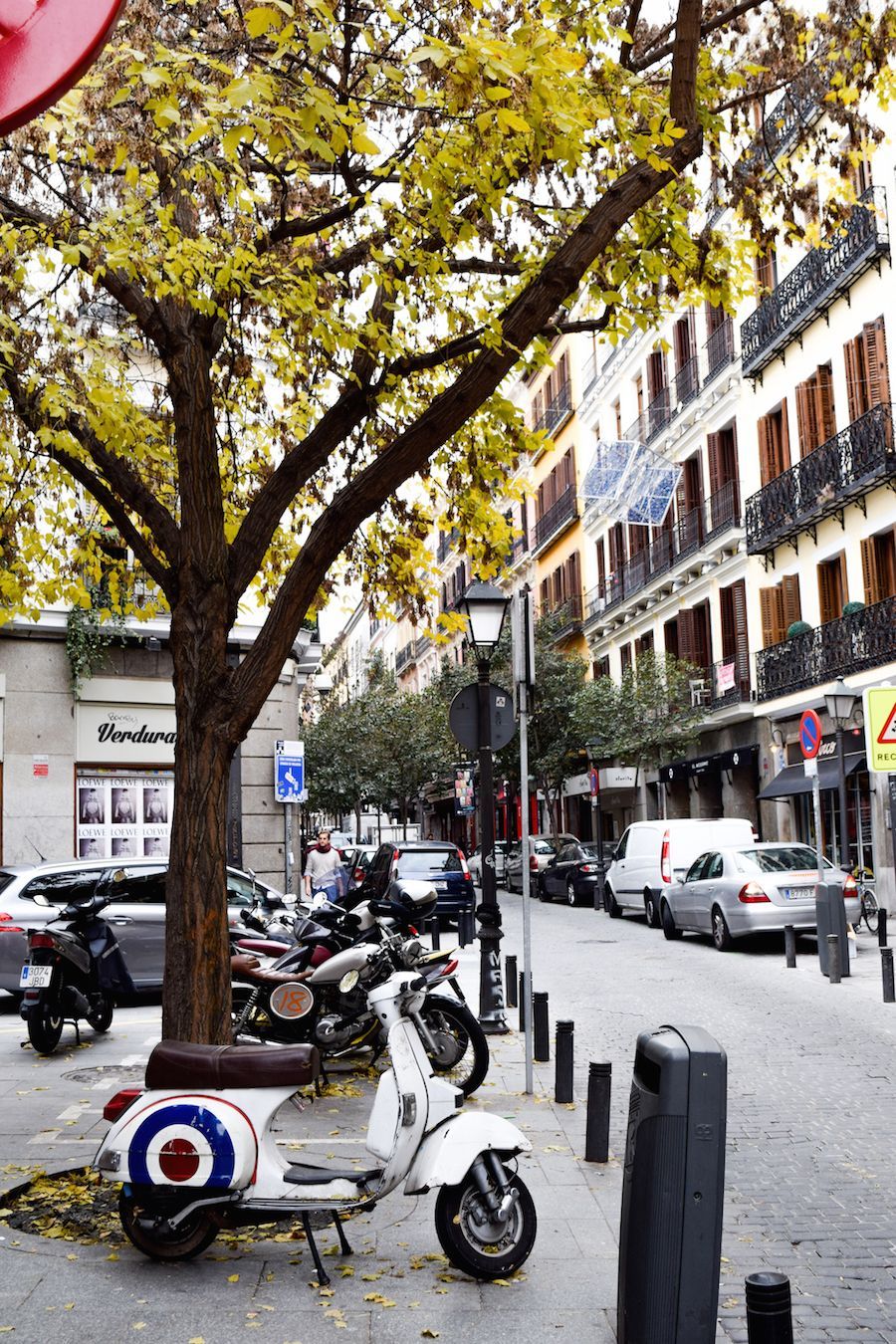 Scooter in Malasaña, Madrid