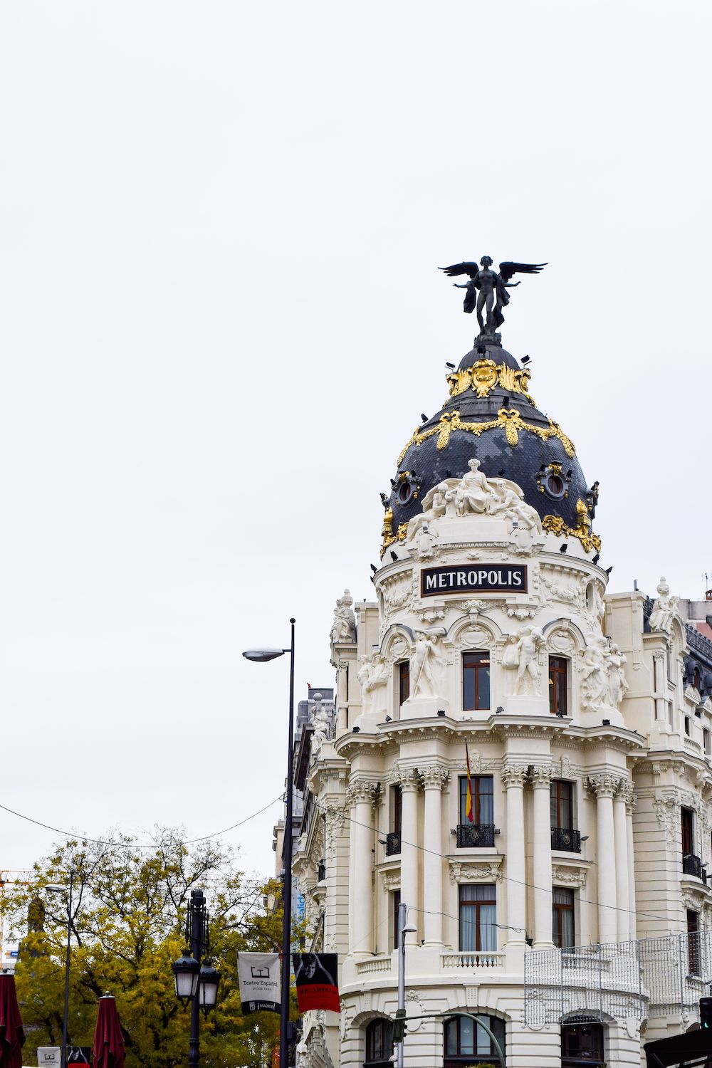 Metropolis Building, Madrid