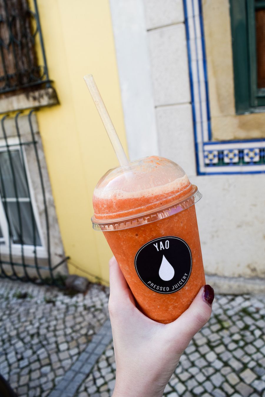 You can still drink cold juice during winter in Lisbon!