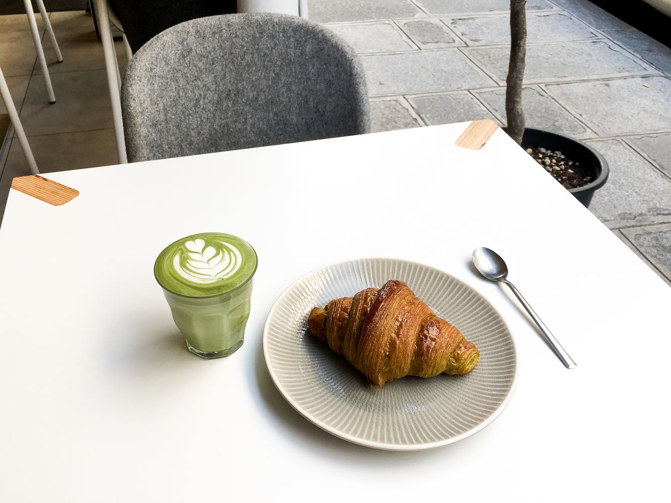 Matcha tea latte in Paris