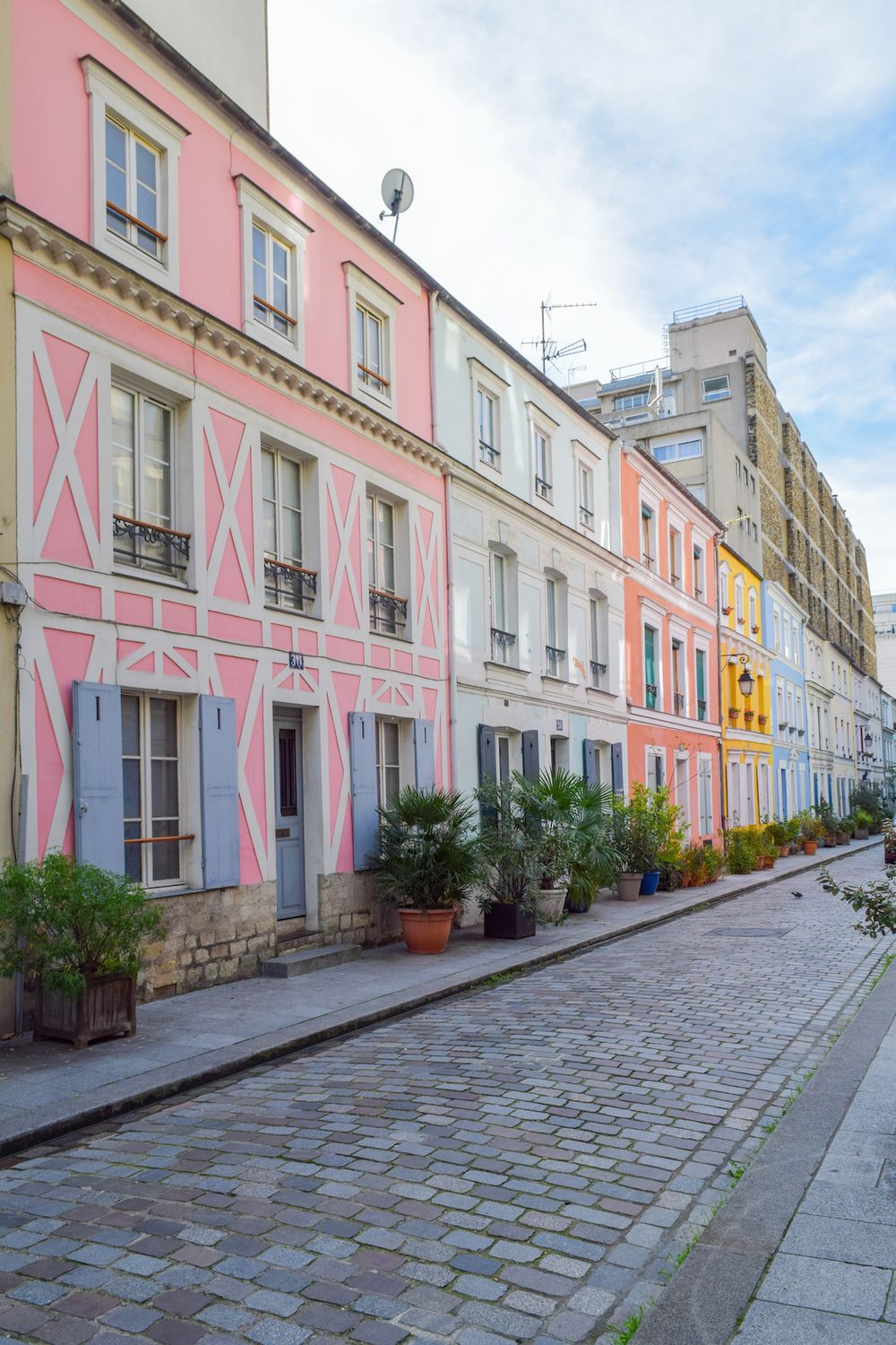Rue Crémieux: the Most Colorful Street in Paris