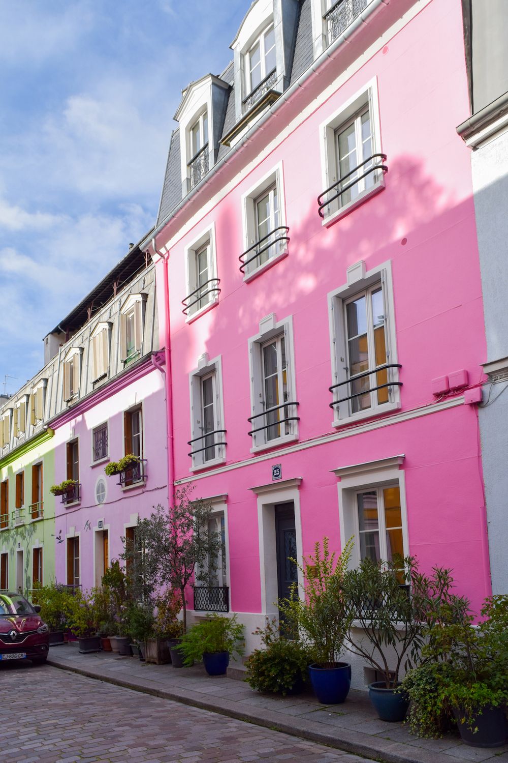 Hot Pink House on Rue Cremieux in Paris