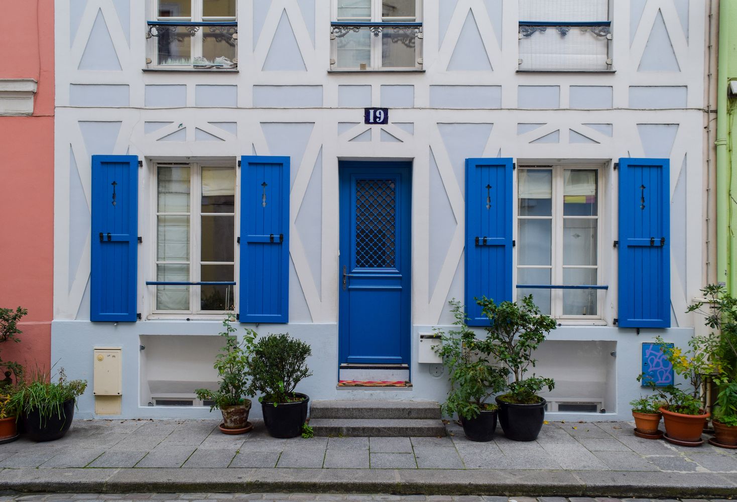 Blue House on Rue Cremieux, Paris