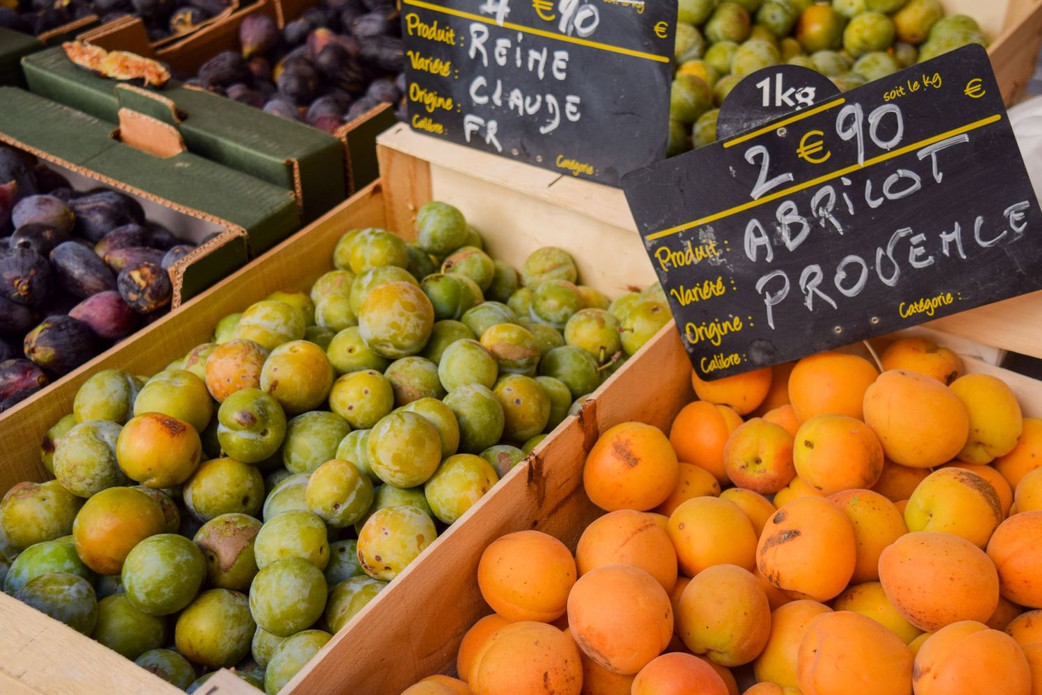 Apricots at the Cours Lafayette Market Toulon