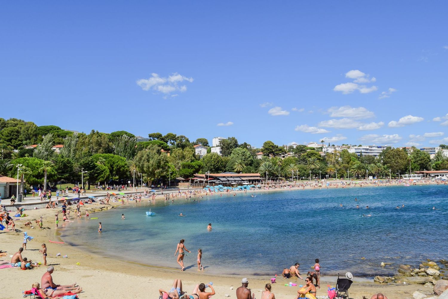 Plage de Mourillon Toulon, France Beaches