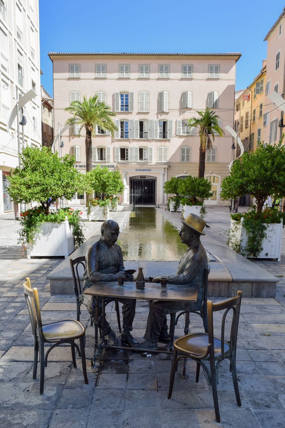 Statue of Men Playing Cards, Place Raimu Square, Toulon, France
