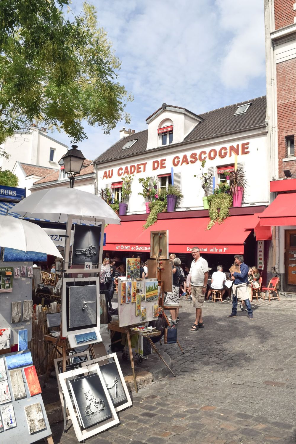 What to do in Montmartre – Place Du Tertre, Paris