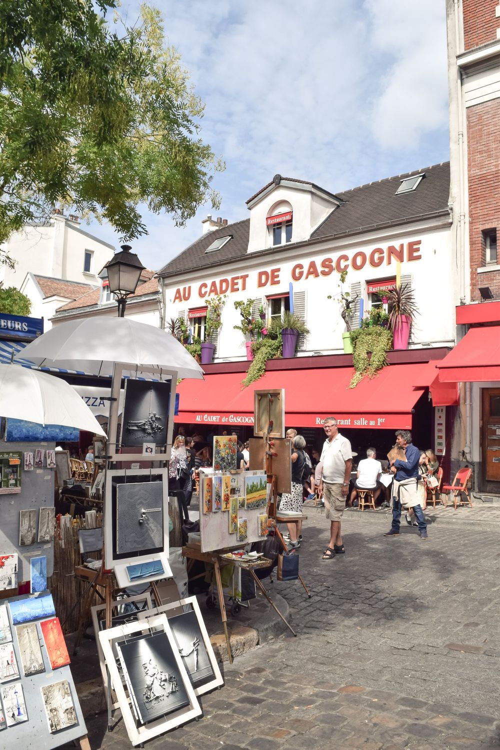 Place Du Tertre, Montmartre, Paris