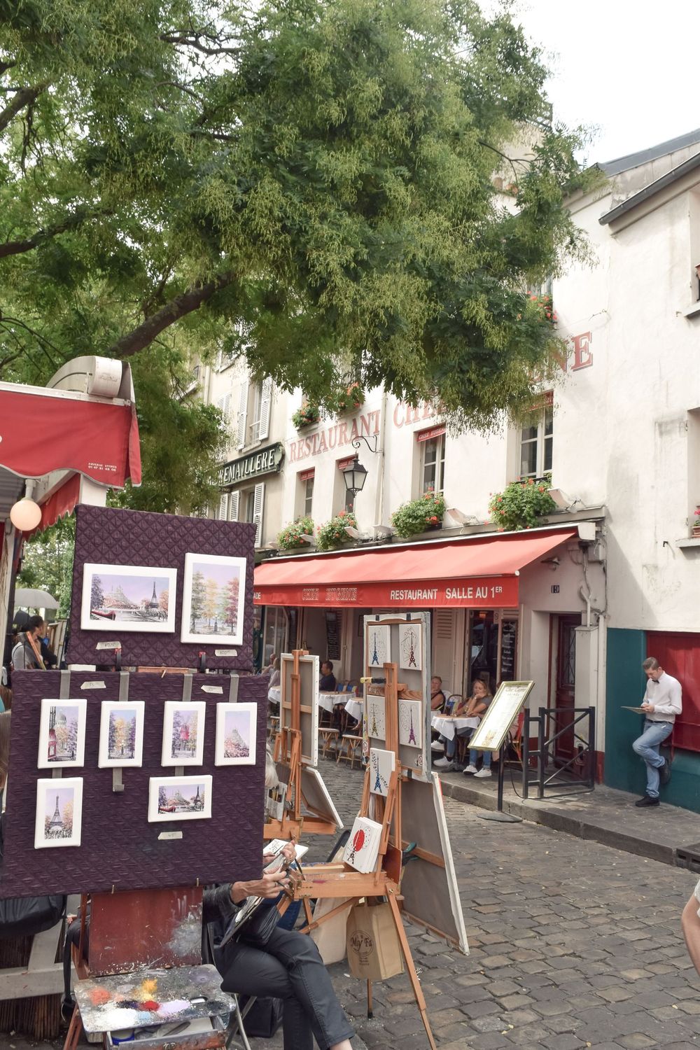 Place Du Tertre, Montmartre, Paris