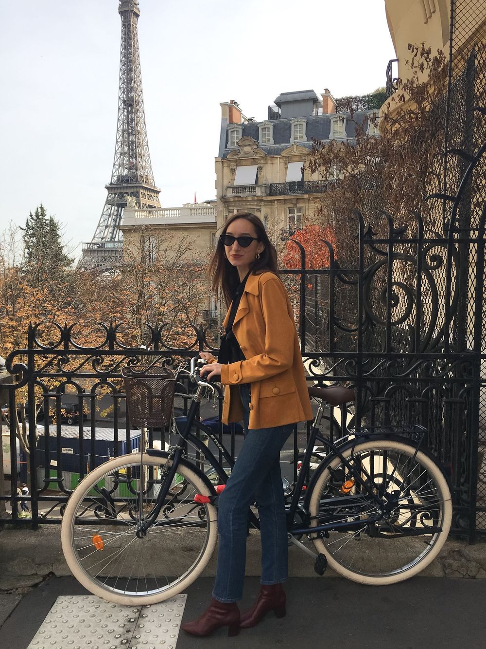What to Wear in Paris During the Fall: Paris Packing List for Fall