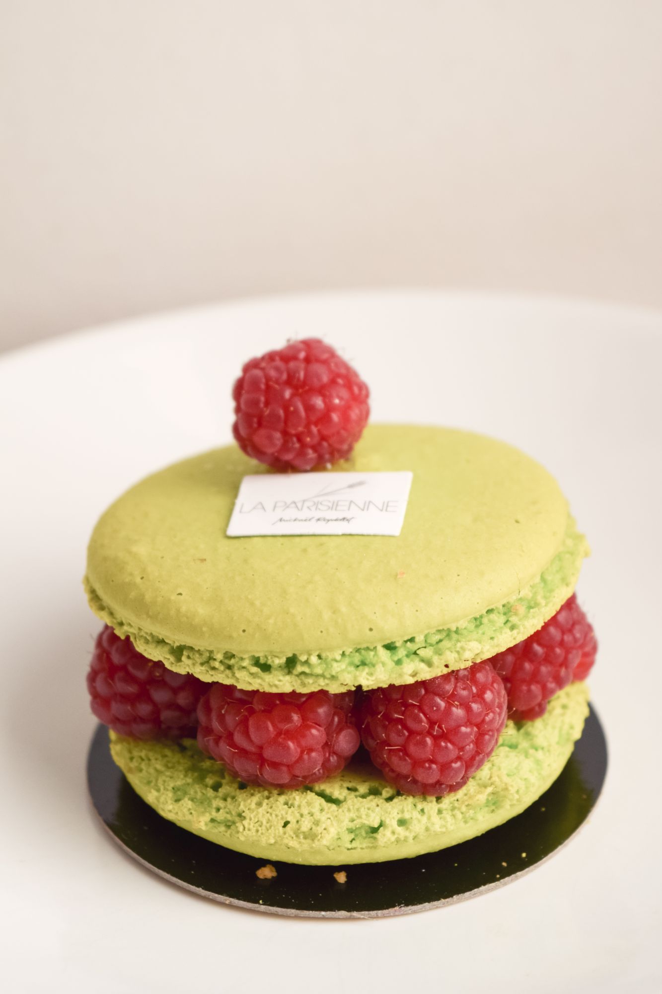 Macaronade – French Pastries to Try in Paris