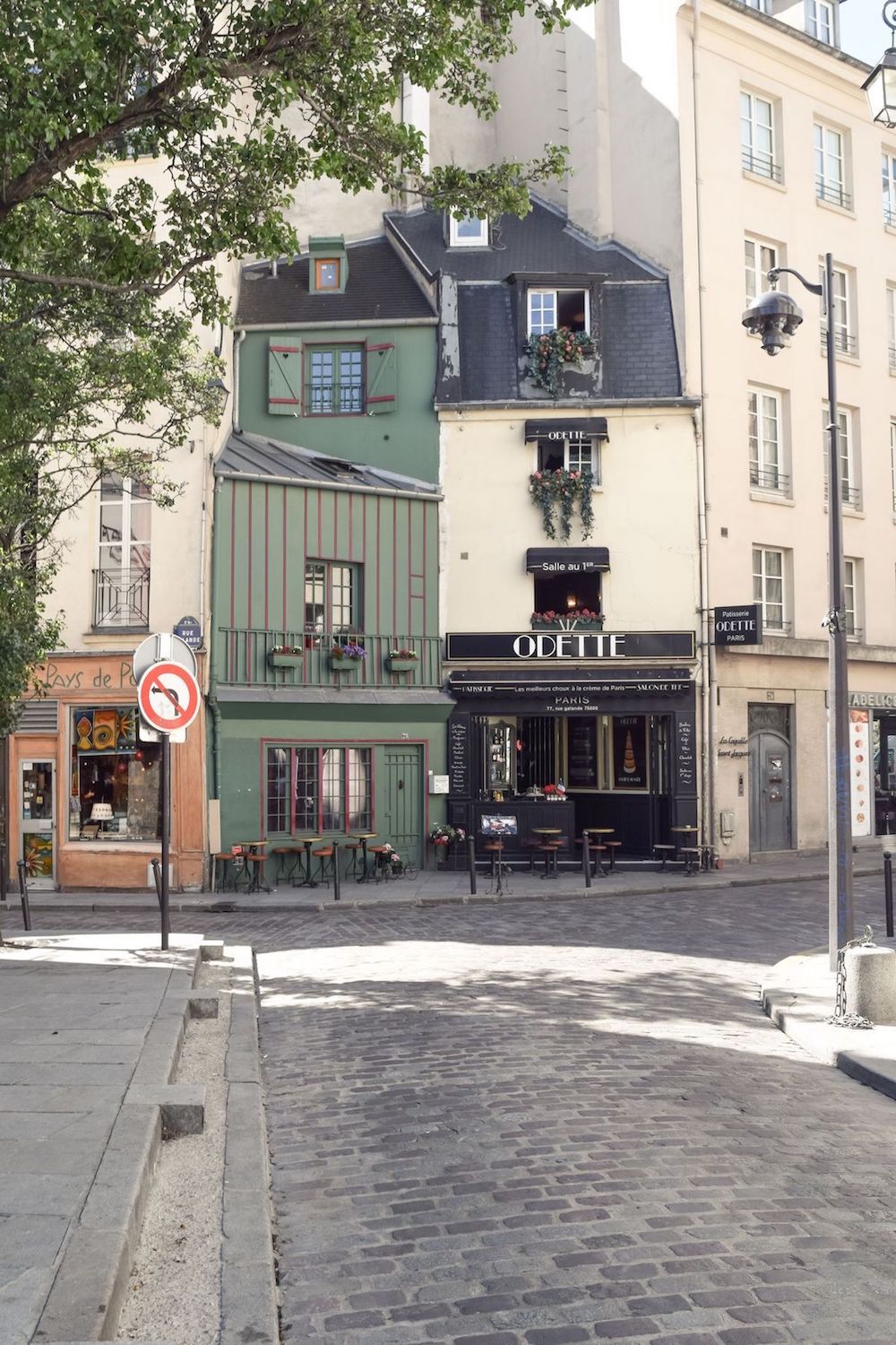 Odette Pastry Shop in Paris