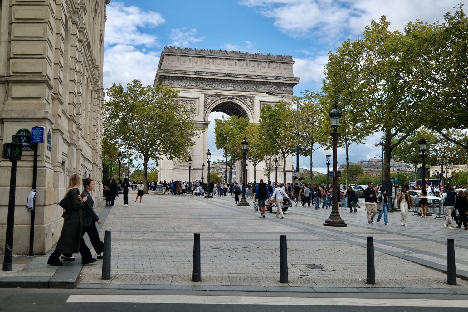 Arc de Triomphe view Champs Elysees Paris_DSCF3839