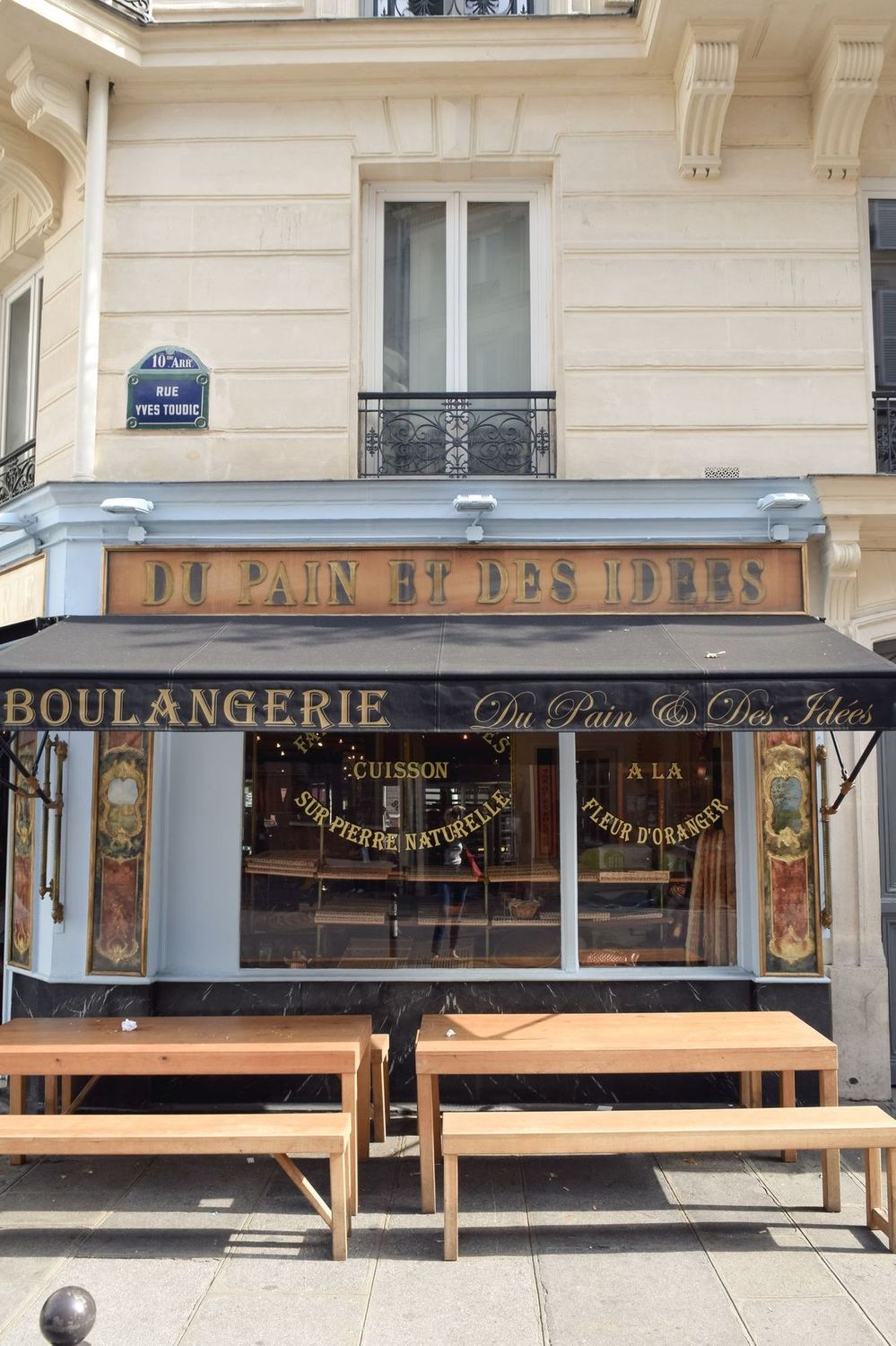 Du Pain et Des Idées: the bakery with the escargot pastry