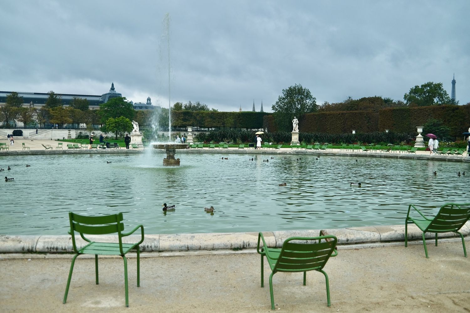 Jardin des Tuileries fountain Paris_DSCF4767
