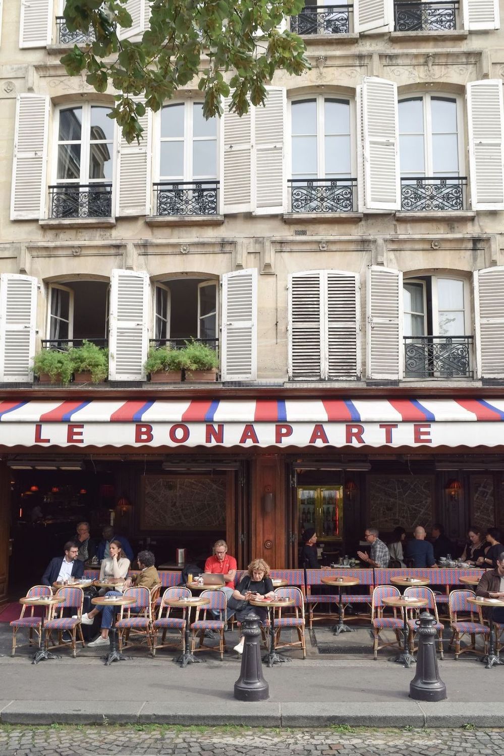 Le Bonaparte Café