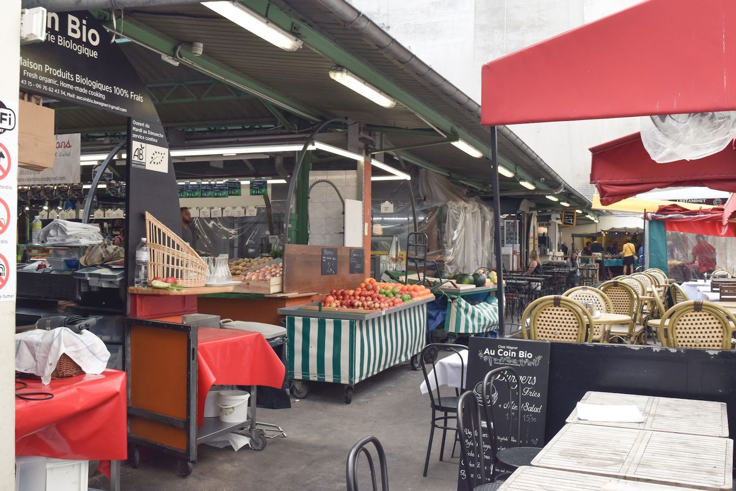 Marche Des Enfants Rouges - oldest market in Paris