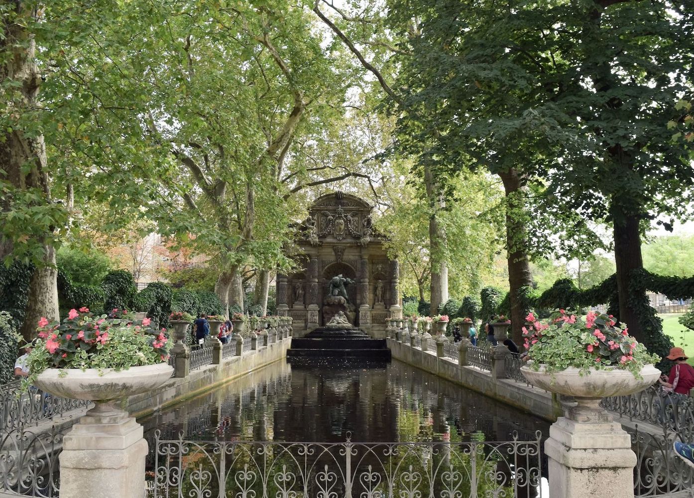 What to do in Jardin du Luxembourg - Medici Fountain, Jardin Du Luxembourg, Paris