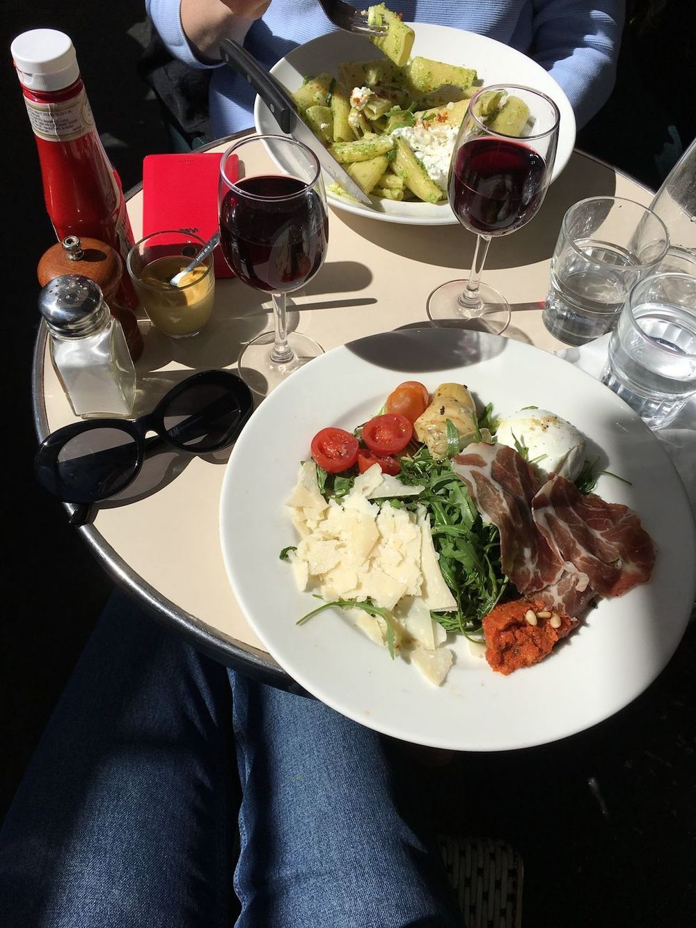 Where to eat during summer in Paris - Italian Plate at Pause Café, Paris