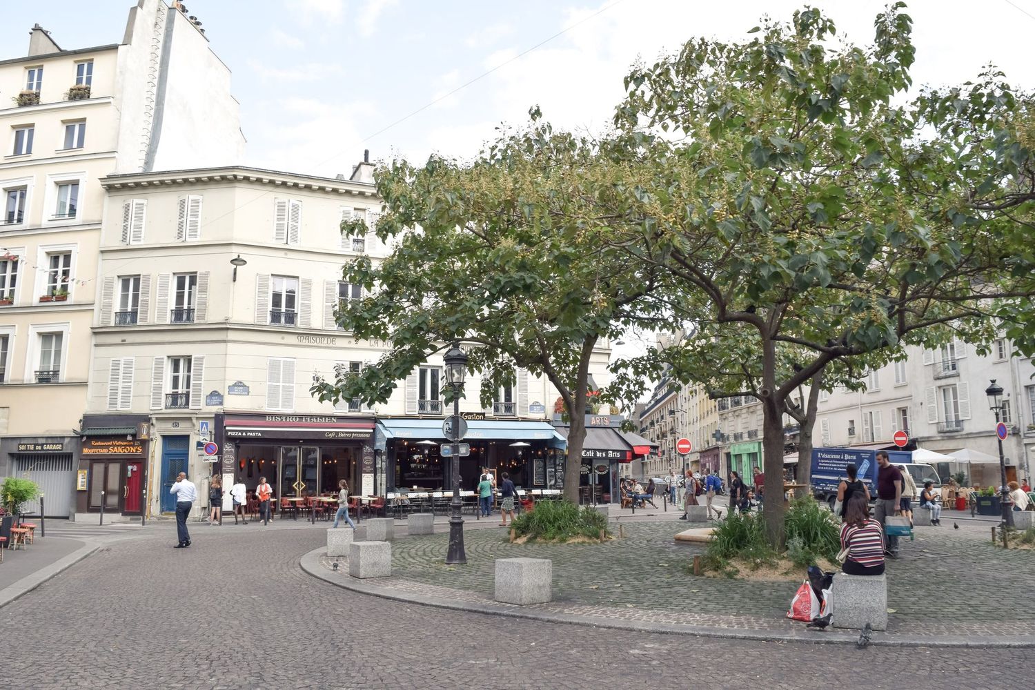 Place De La Contrescarpe, Latin Quarter, Paris, France