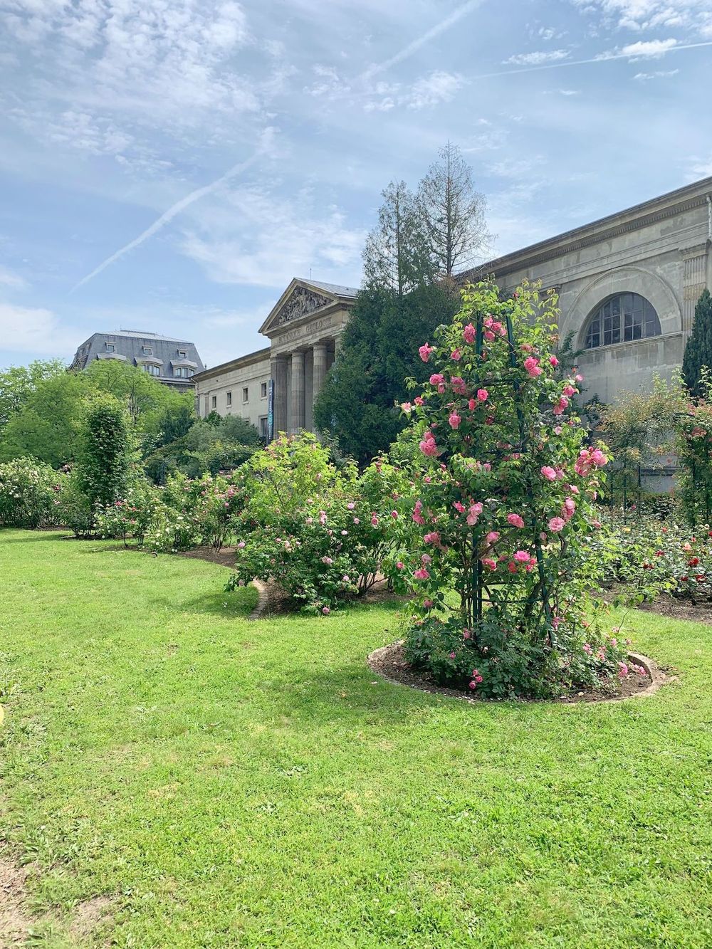 Jardin Des Plantes, Paris France Botanical Garden