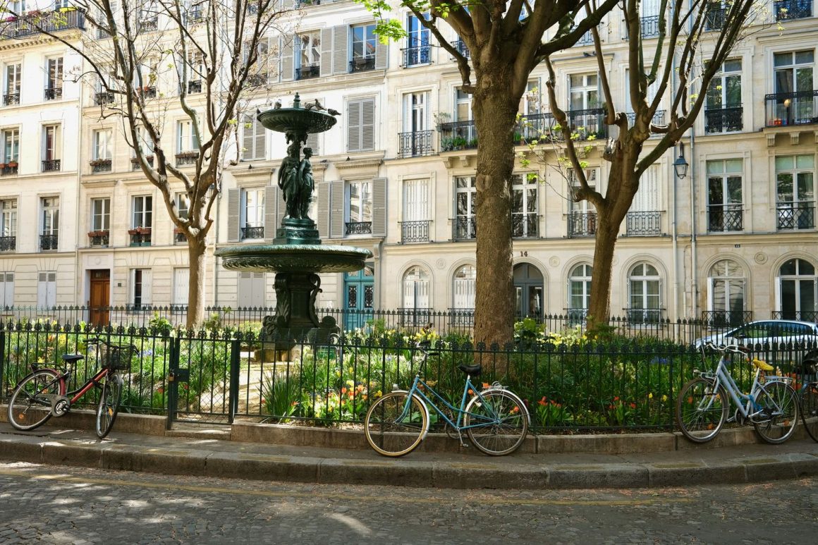Cite de Trevise Fountain Paris_DSCF1026