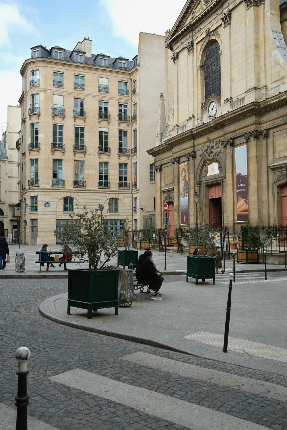 Place des Petits-Peres Paris_DSCF0960
