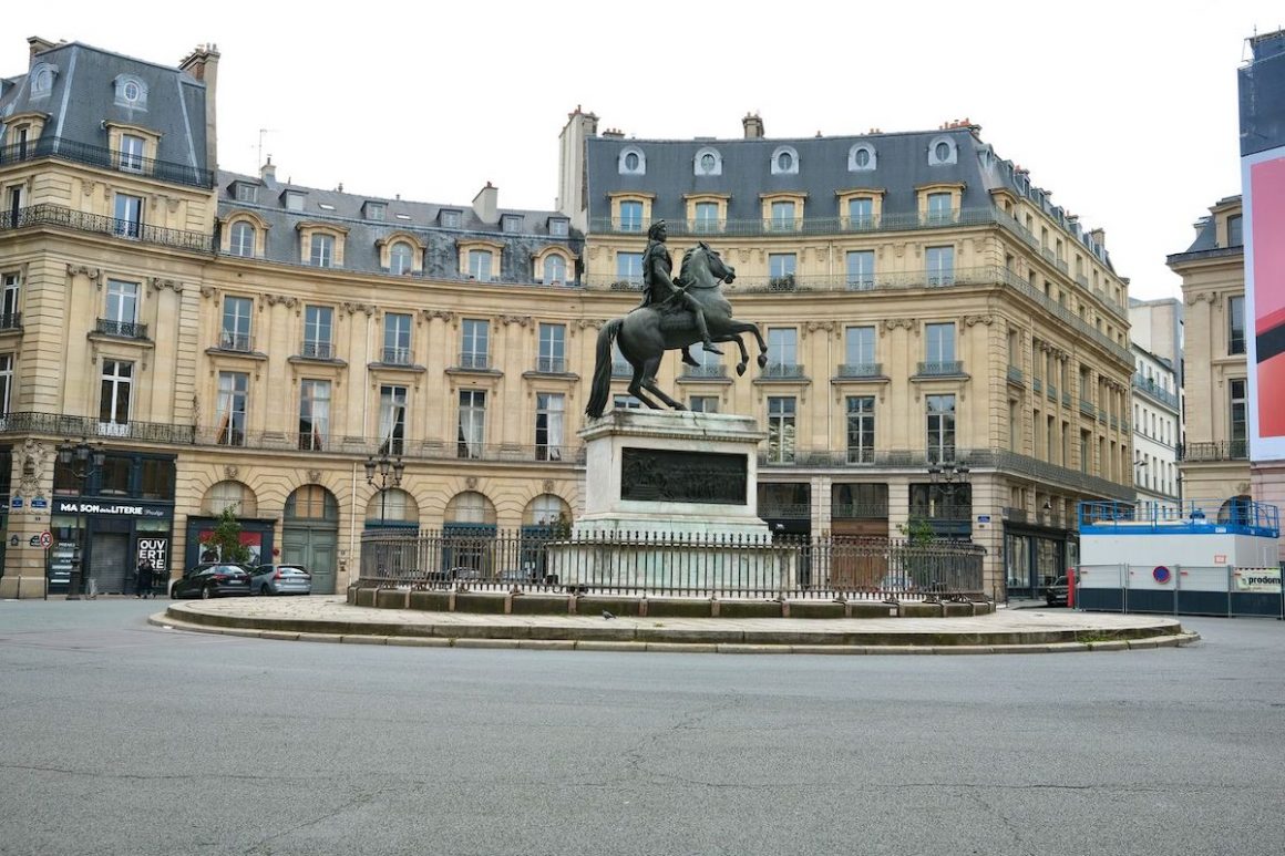 Place des Victoires, Paris France