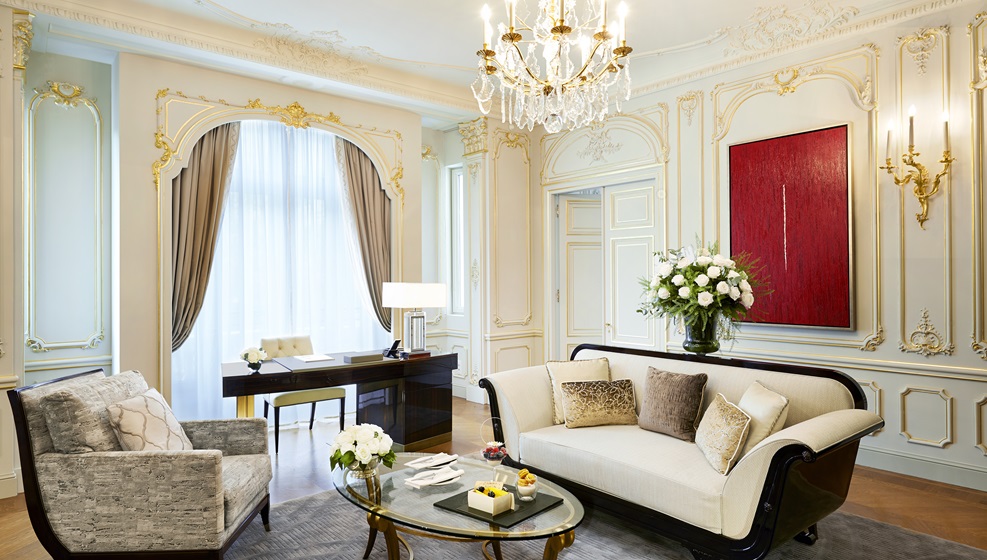The Peninsula Paris Historic Suite - Luxury 5-start hotel