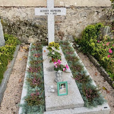 Audrey Hepburn Grave Tolochenaz Switzerland IMG_7887