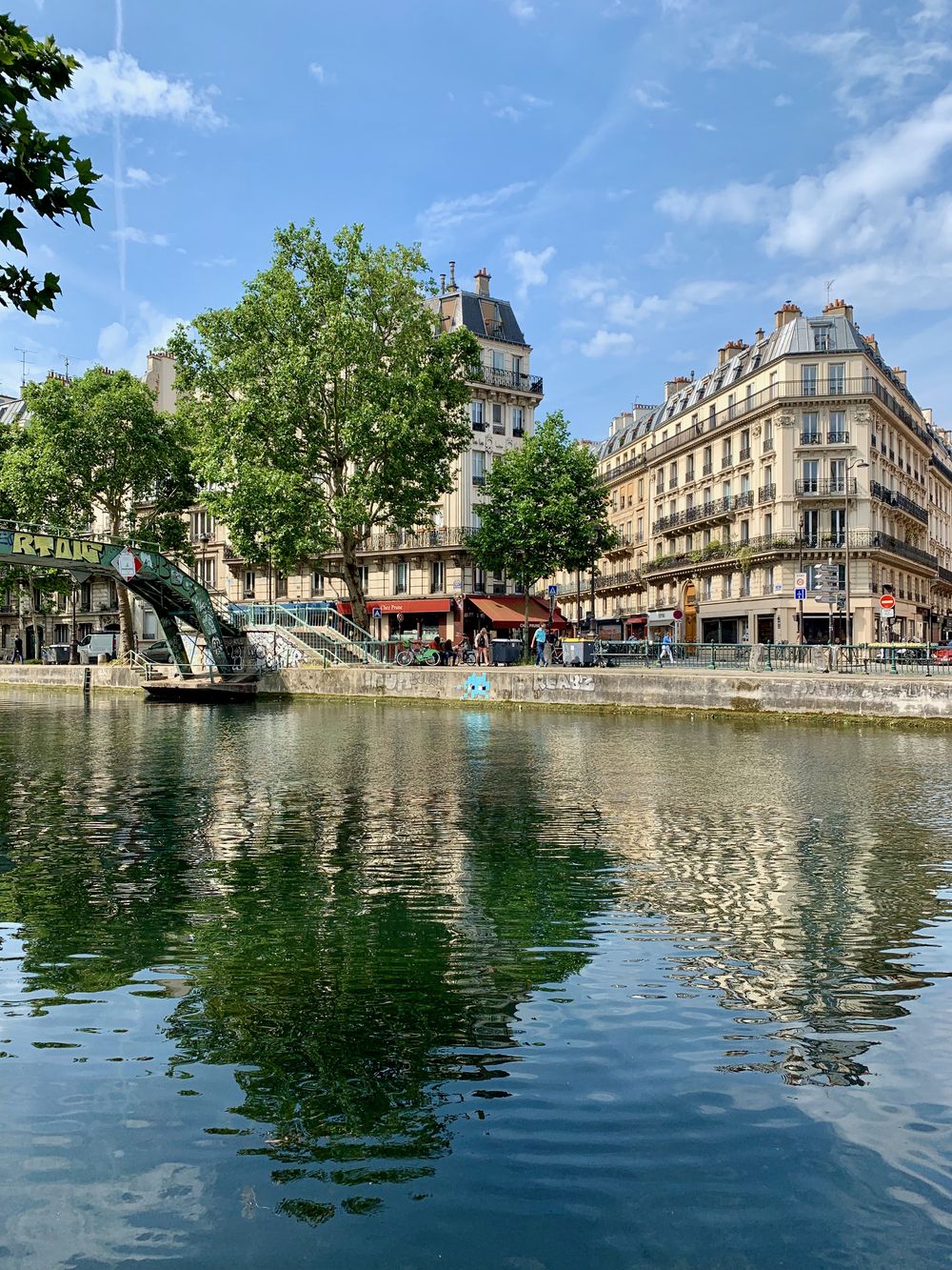 Canal Saint-Martin Neighborhood Paris_IMG_4711