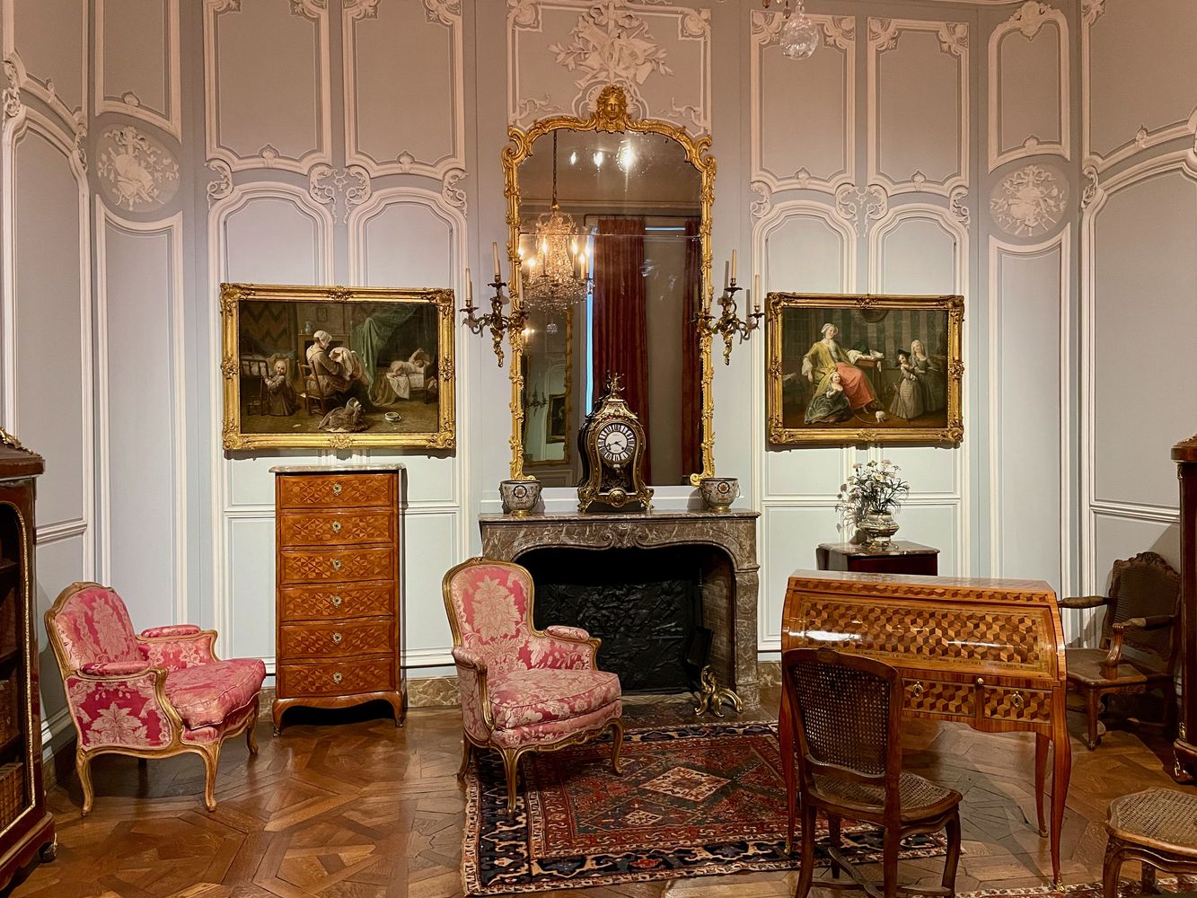 Carnavalet Museum – learn about the history of Paris for free!