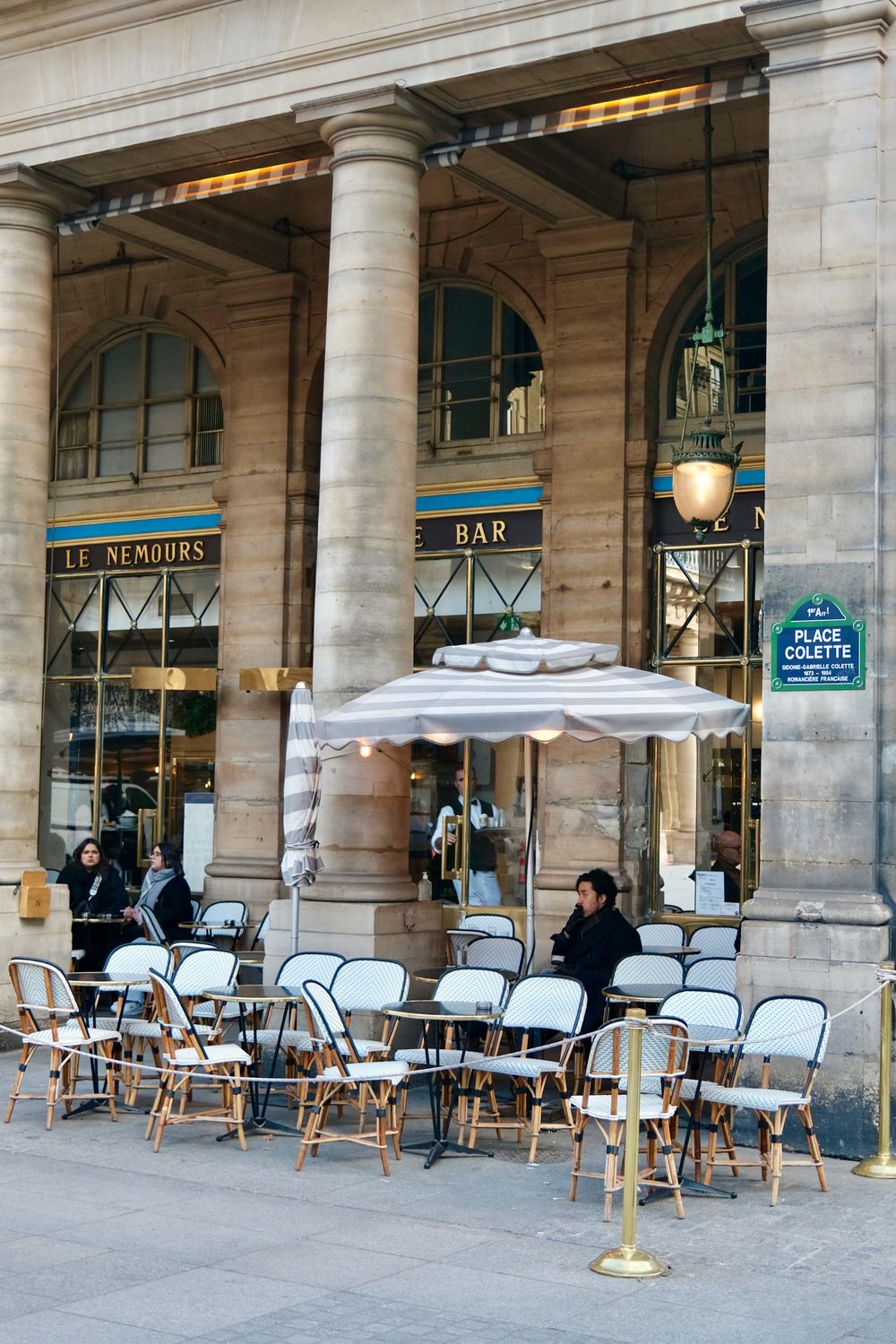 Le Nemours Cafe Paris DSCF2251