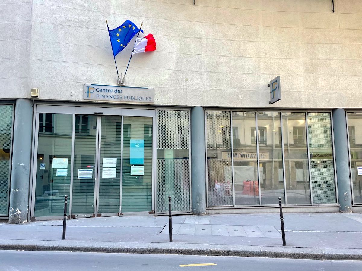 Centre des Finances Publiques paris france IMG_9475