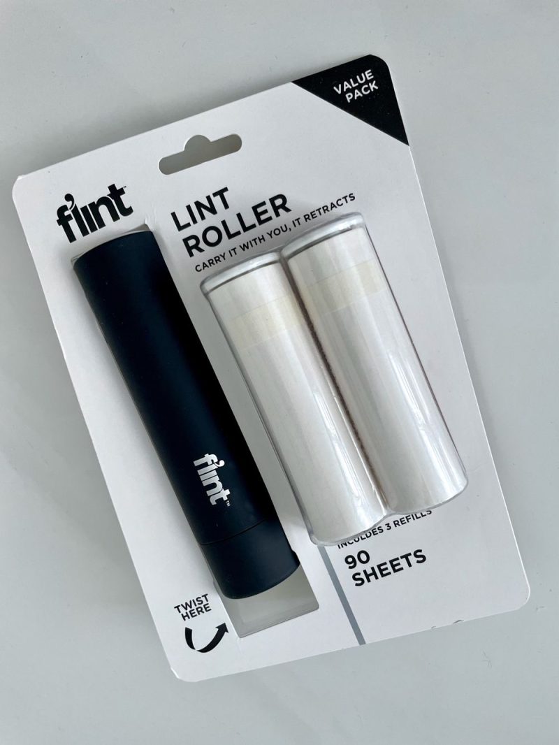 Flint Lint Roller: the best travel companion for lint-free clothing
