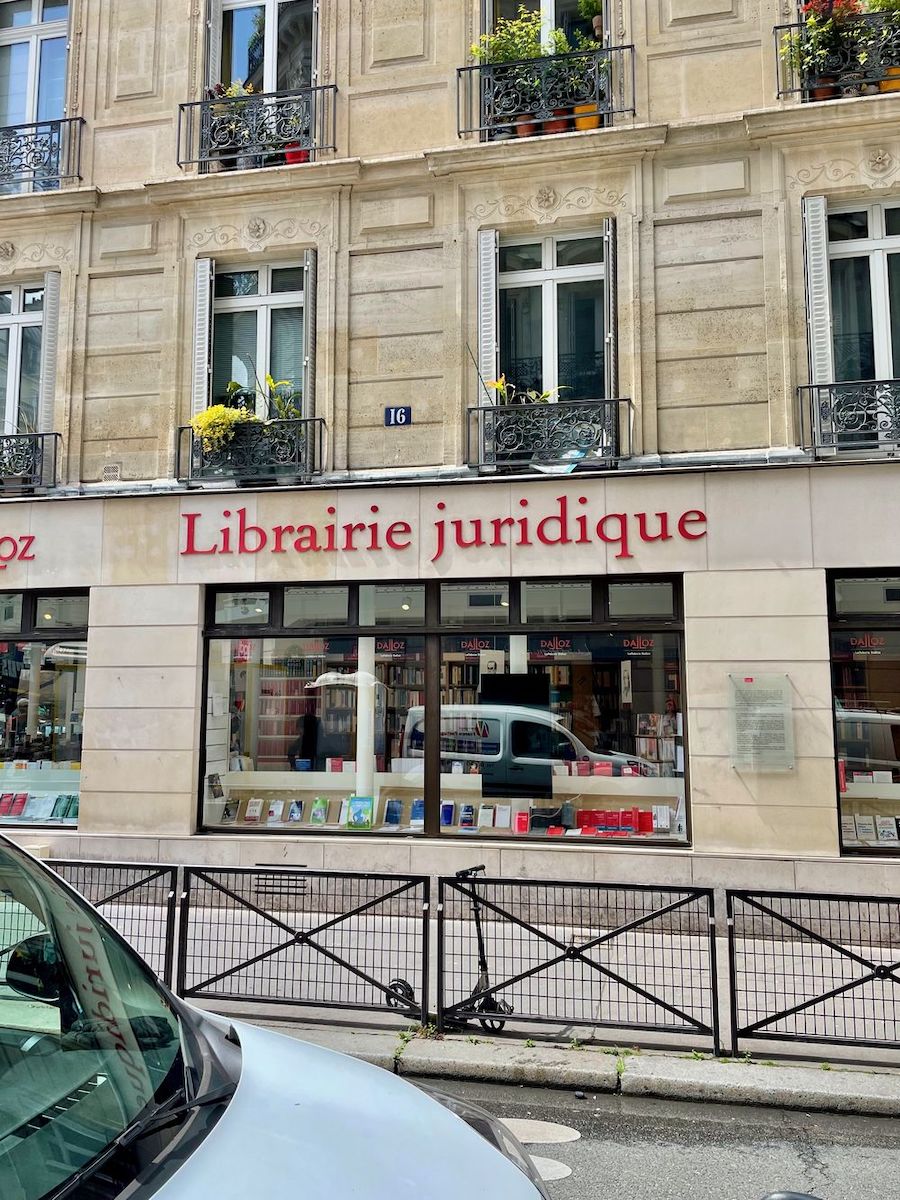 Librairie Juridique Dalloz Paris bookstores IMG_1440