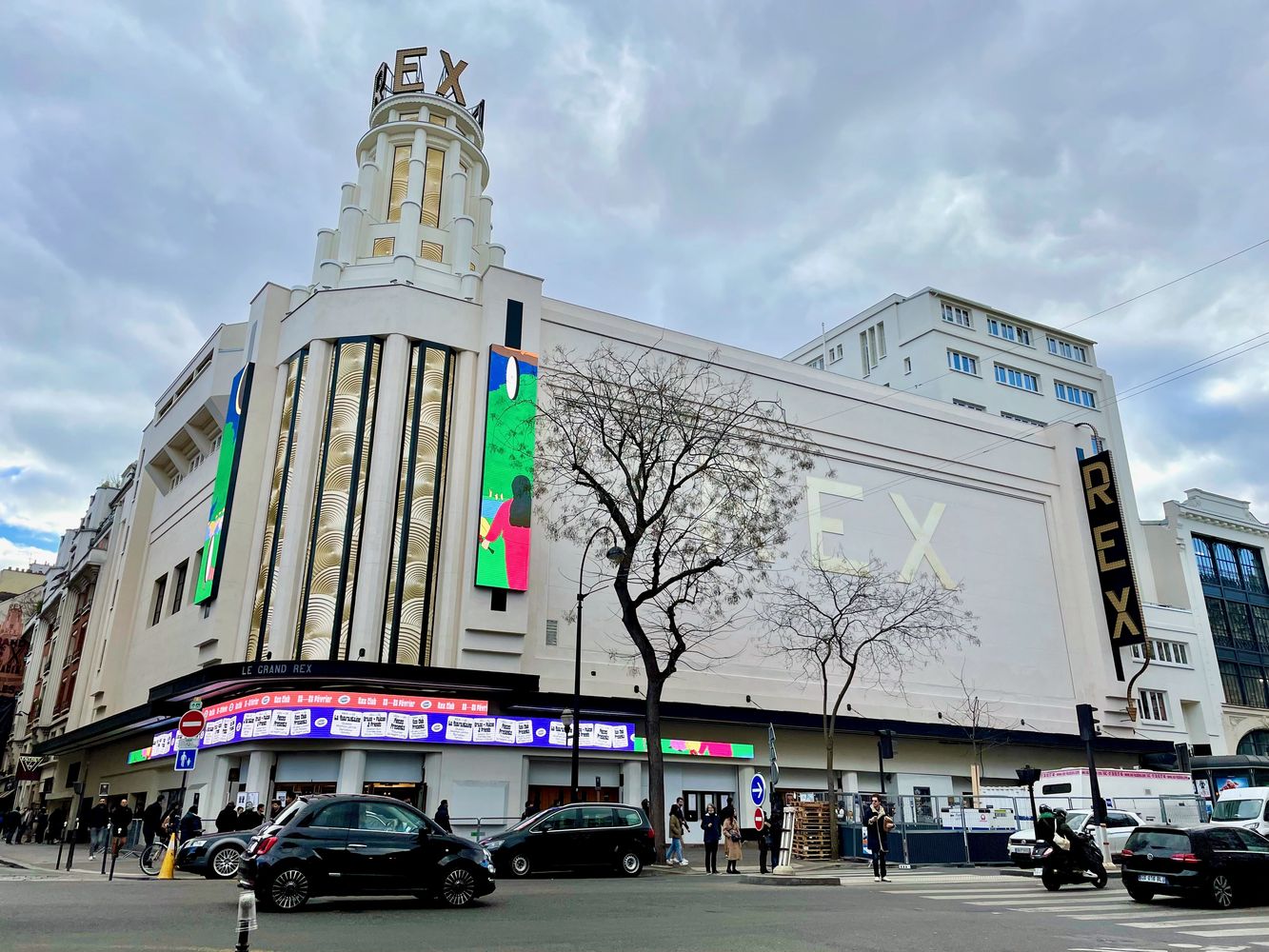 Movie Theaters in Paris Le Grand Rex IMG_9426