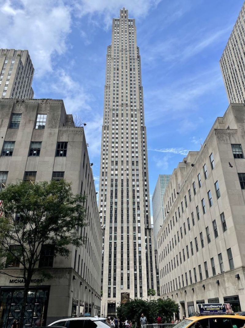 10 Best Things to Do at Rockefeller Center in NYC