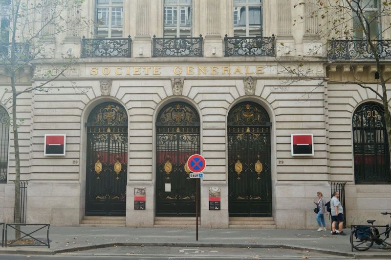 8 Best French Banks for Expats in France