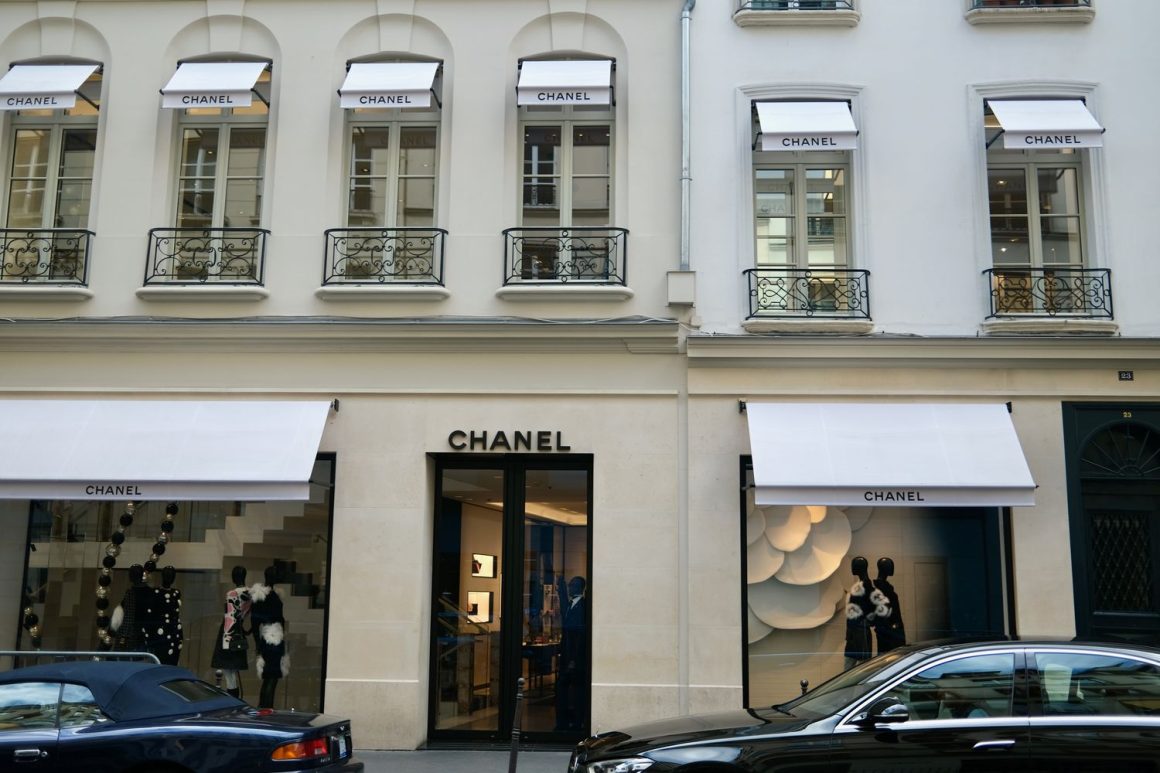 Chanel Rue du Faubourg Saint-Honore Paris_DSCF3717