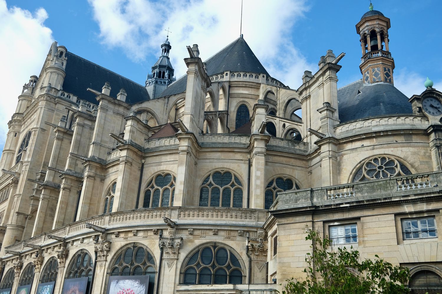 Les Halles Neighborhood Paris Église Saint-Eustache Church