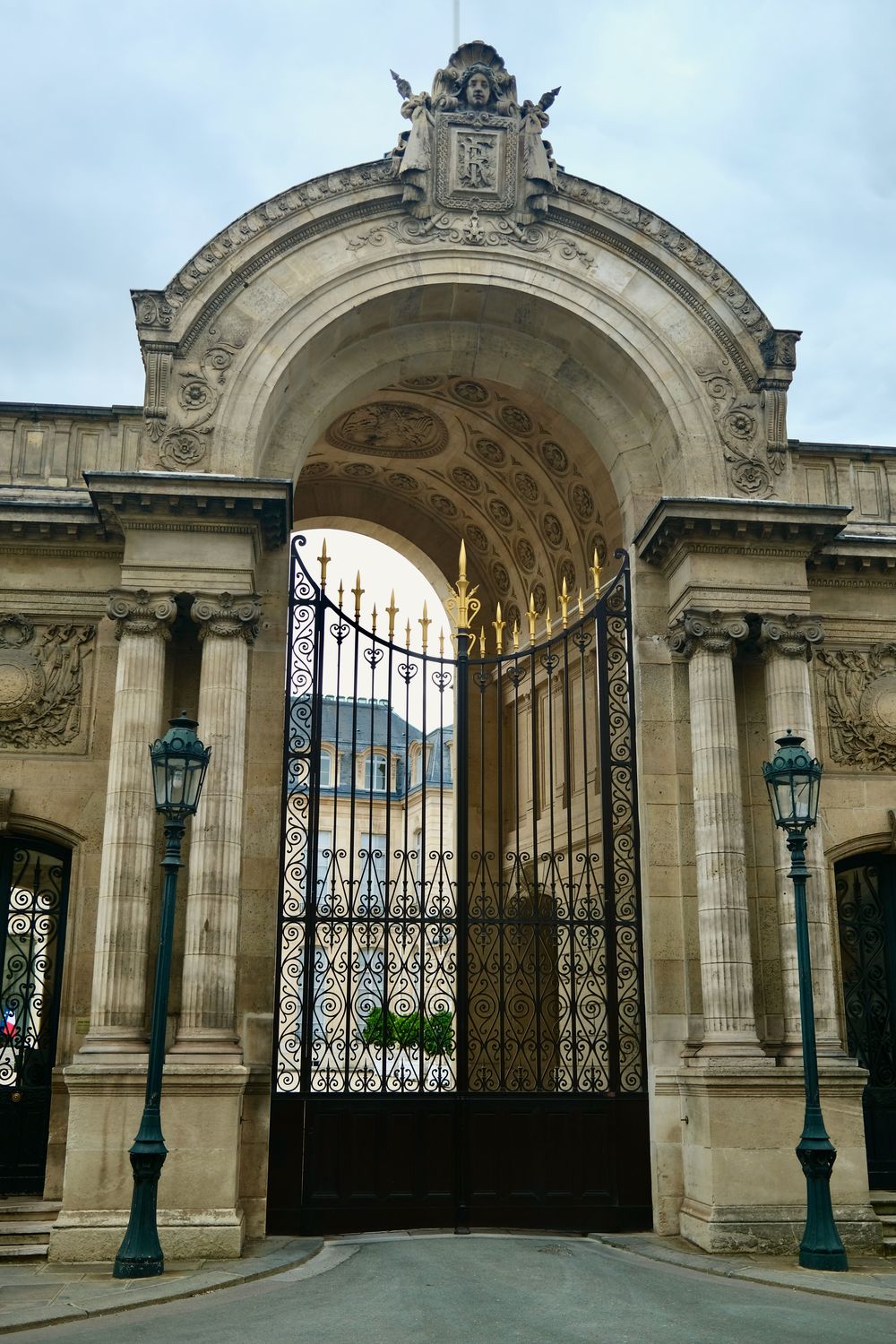 Palais Elysee Rue du Faubourg Saint-Honore Paris_DSCF3737