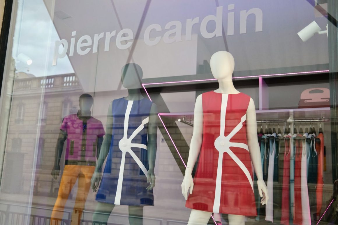 Pierre Cardin Rue du Faubourg Saint-Honore Paris_DSCF3735